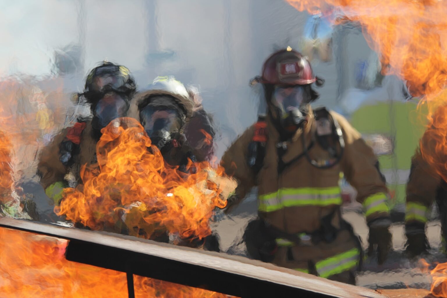 Ile zarabia strażak w Państwowej Straży Pożarnej?